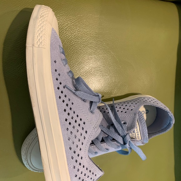 Converse All Star Light Blue Suede Sneakers. - Picture 4 of 16